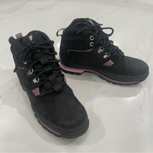 Timberland Shoes - Like NEW! Timberland Women's Black and Pink Athletic Waterproof Boots